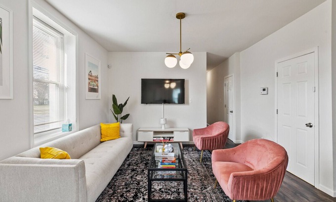 Camden Apartment | RARE 2 Bed Gem w/PRIVATE PATIO Near Downtown Philly!