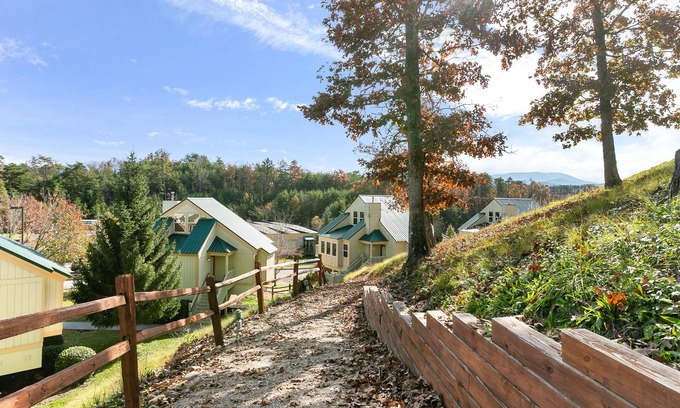 Pigeon Forge Resort | Rare Find! Near The Island in Pigeon Forge, Kitchen, Pool