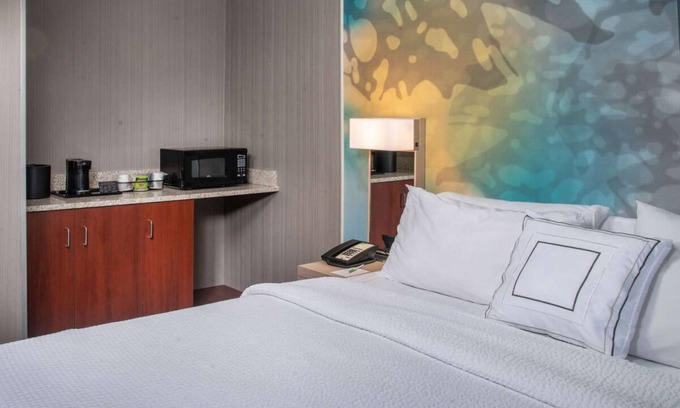 Bethlehem House | Rare Find! Spacious and Modern Suite, Pet-friendly Accommodation!