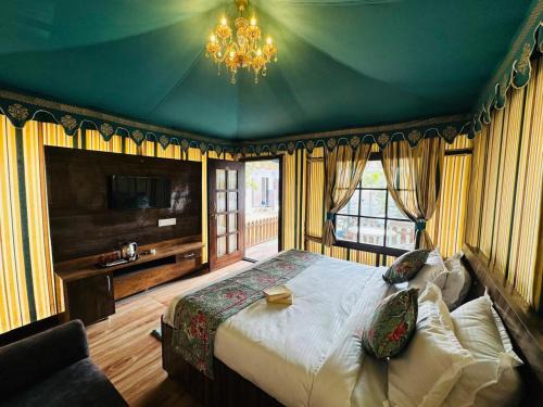 Shri Madhopur Hotel | Rasleela Resort by Mandothiya's - Luxury Swiss Tent Resort
