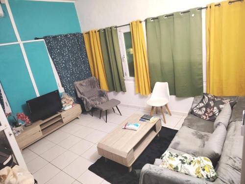 Chiconi Apartment | Rayanil Residence