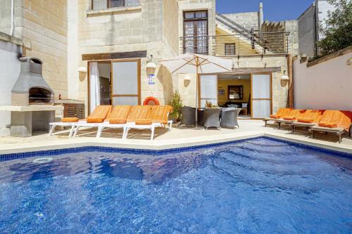 Ggantija House | Razzett Luna Holiday Home