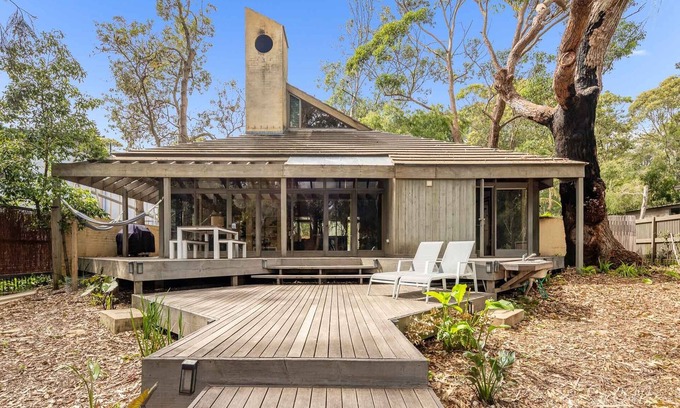 Rosedale House | Reads at Rosedale beach house