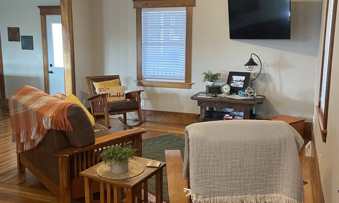 Cascade House | Recently renovated 2-story 3 bedroom house next to river & falls in Cascade, IA
