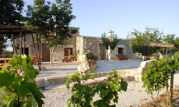 Lizzanello Cottage | recently restored old typical apartment
