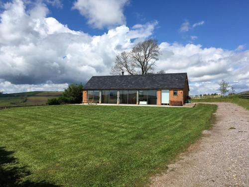 Whichford House | Red Brick Barn