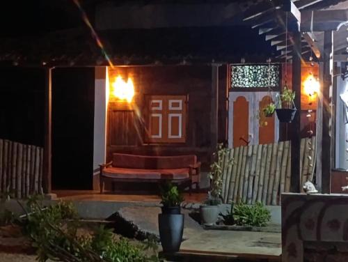 Kudawa Hotel | Red Coral Village Kitesurfing School