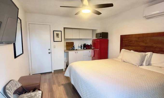 Westside Costa Mesa House | Red Fridge Hideaway Private & Comfortable Studio!
