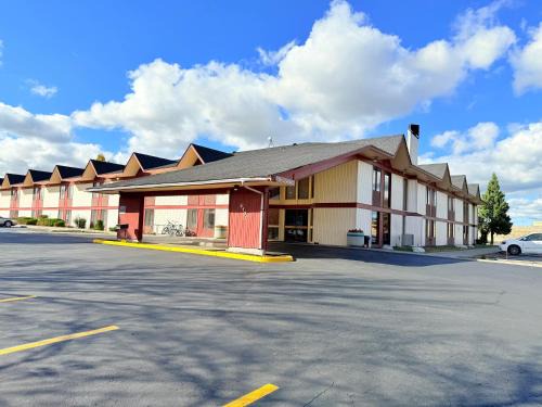 Post Falls Hotel | Red Lion Inn & Suites Post Falls