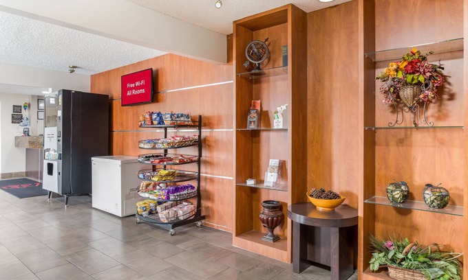 Northeast Heights Hotel | Red Roof Inn Albuquerque - Midtown