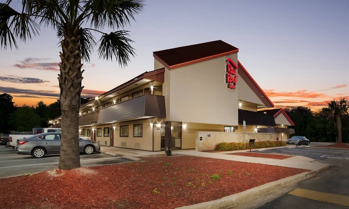 Dentsville Hotel | Red Roof Inn Columbia East - Ft Jackson