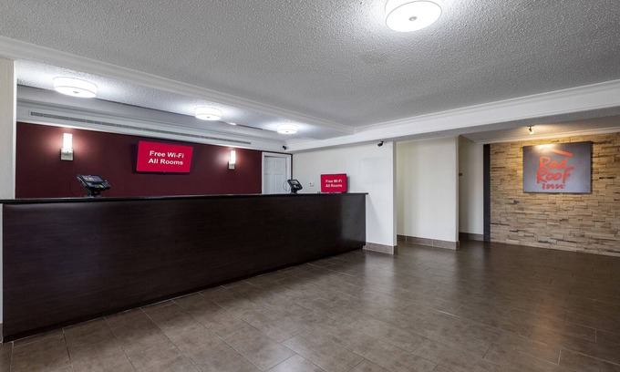 Houston Hotel | Red Roof Inn Houston North - FM 1960 & I-45