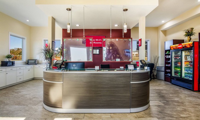 Madison Heights Hotel | Red Roof Inn Madison Heights, VA