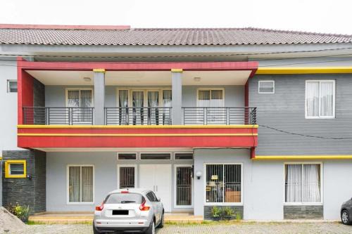 Binong House | RedDoorz near Siloam Karawaci 3