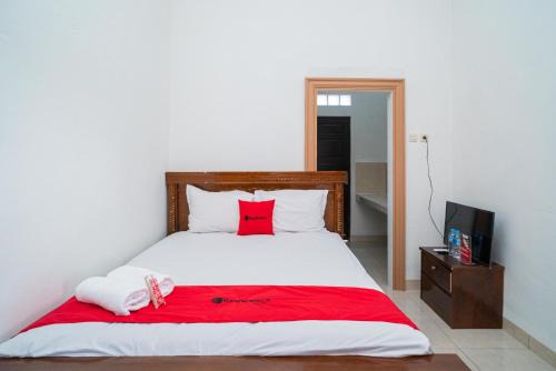 Palangkaraya Hotel | RedDoorz Syariah @ Jalan Tingang Palangkaraya