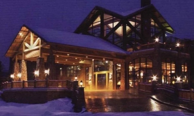 Park City Condo | REDUCED-Skier's Paradise- 2 Bedroom- Too Perfect to Stay Anywhere Else