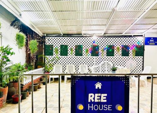 Asoke Bed & Breakfast | Ree House-Asoke BTS