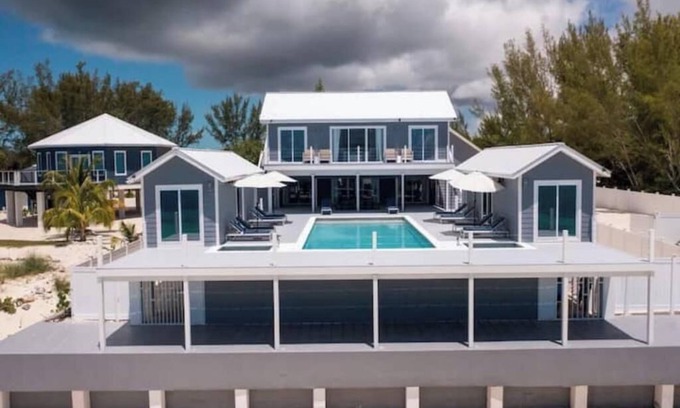 Bahama Palm Shores Villa | Reef House Abaco - Tranquil Beach Retreat Perfect for Large Groups