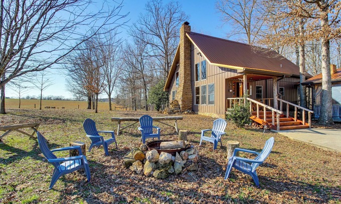 McMinnville Cabin | Reel in Fish, Relax By Fire: McMinnville Cabin