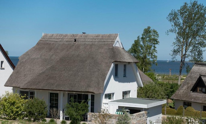 Freest House | Reetdachhaus Strandecke