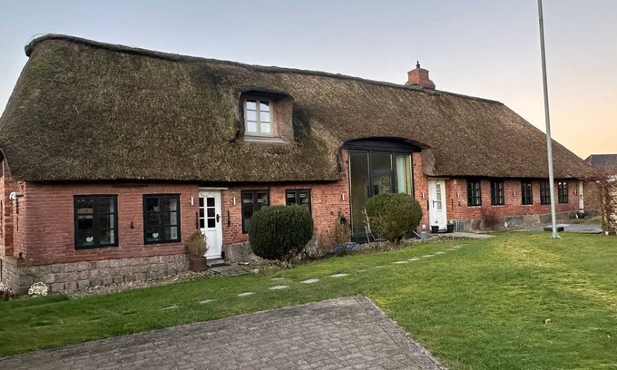 Rantrum House | Reetdachtraum - Hygge Haus - Husum (5km)/Friedrichstadt (7km)