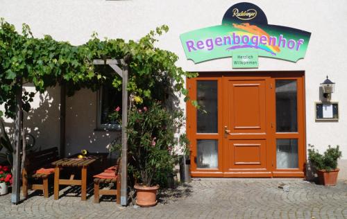 Crimmitschau Hotel | Regenbogenhof Rudelswalde