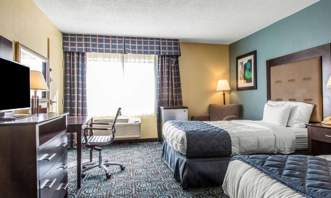 New London Hotel | Regency Inn and Suites - Handicapped Non Smoking Double Bed