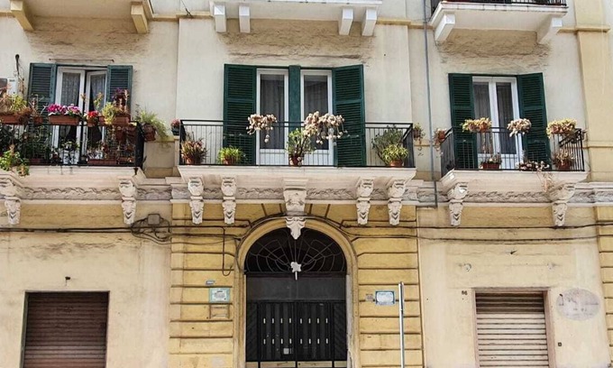 Taranto Apartment | Regina Elena Apartments