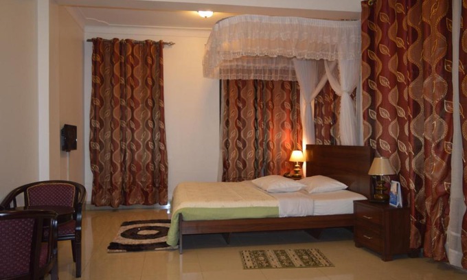 Fort Portal Hotel | Reinah Tourist Hotel Fort Portal