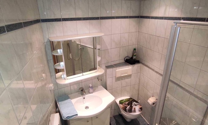 Rhede Apartment | Reinhardt Apartment mit Balkon - Ferienwohnung Rhede