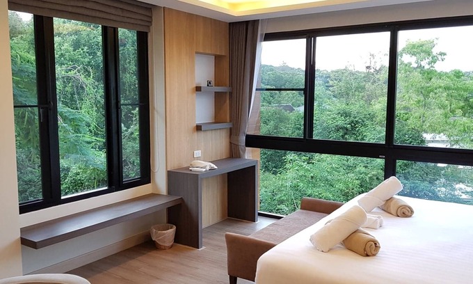 Su Thep Villa | Reiz (5BR) - Luxury Residence