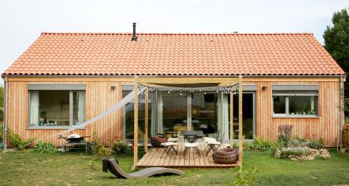 Saint-Ours Bed & Breakfast | Rejaillir