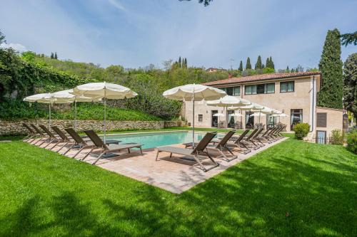 Lavagno House | Relais Le Coste