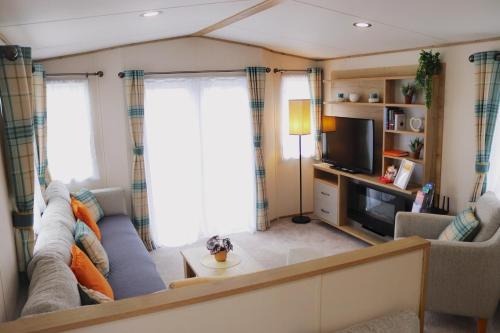 Carlisle Ski Chalet | Relax, Enjoy fast Starlink Wi-Fi
