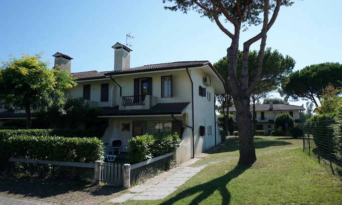 Porto Santa Margherita Villa | Relax in our charming villa with private garden