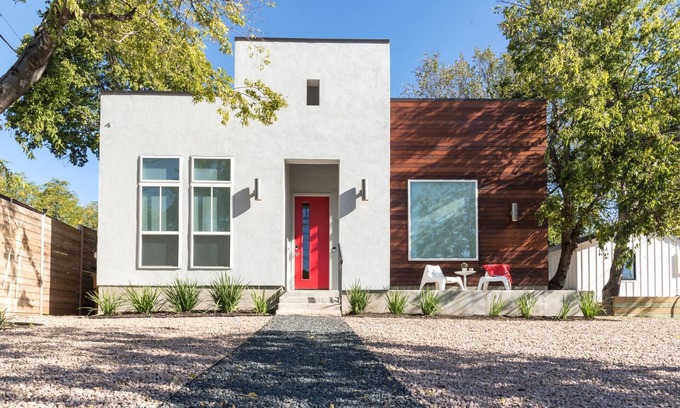 Blackshear-Prospect Hill House | Relax in this huge East Austin home with a private patio & studio suite!