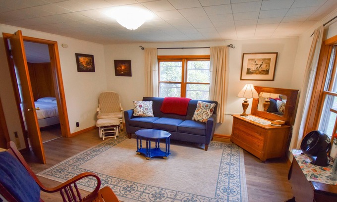 Ashland Cottage | Relax on the shores of Lake Superior