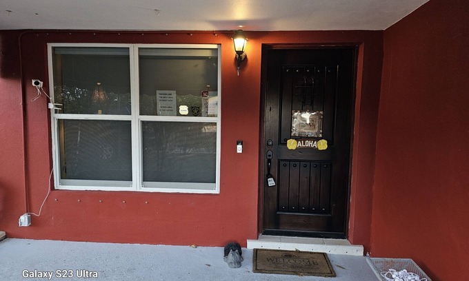 Edgewood House | RELAX PLACEn5 minutes from Down Town & the airport, 10 minutes from the Beach,