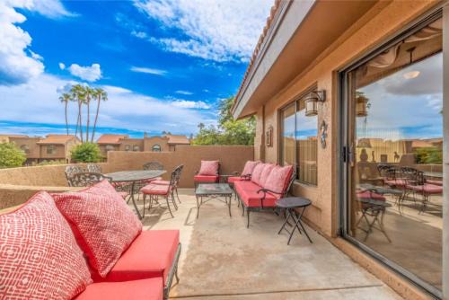 Rio Verde Apartment | Relax Recharge and Soak in Mountain Views with Pool, Tennis and 55 Plus Resort Style Stay