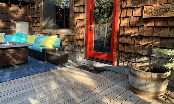 Lincoln Park Cottage | Relax & Refresh at Rockwood Cottage