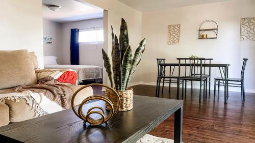Central City Apartment | Relax & Unwind - Convenient Commute Access