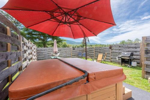 Twin Mountain House | Relax with mountain views & a hot tub #5