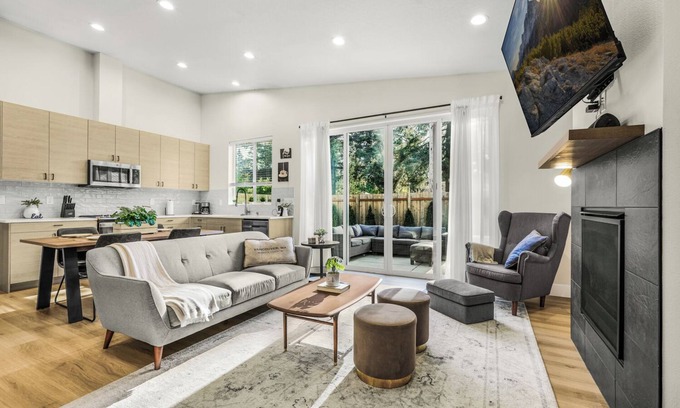 Vancouver House | Relaxing & Cozy Tiny House - NEAR PDX - WATERFRONT