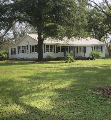 Scooba House | Relaxing Farm and Cattle Experience close to Casino with Golf Dinning Restaurants