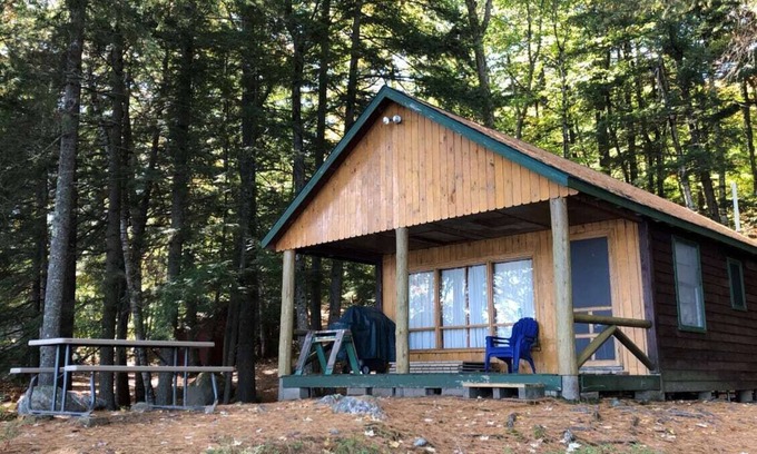 Sebago Cottage | Relaxing Getaway on Peabody Pond; Cozy 1-bedroom cottage 30' from the water!