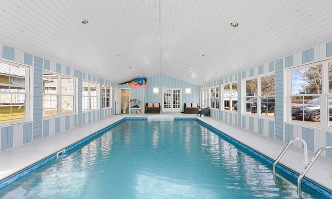 Chipley Bed & Breakfast | Relaxing in Nature Retreat - Indoor heated pool, Spa, Art Studio, 5-star Bkfst.