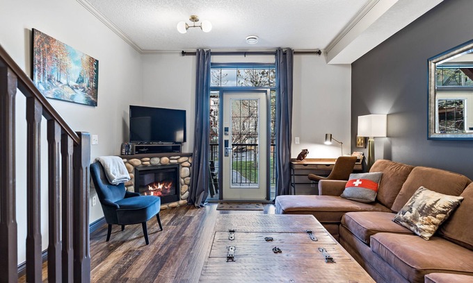 Canmore Ski Chalet | Relaxing Mountain Getaway at Mystic Springs