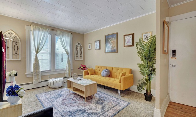 Rochester House | Relaxing n comfy 1bd 1bt Apt in heart of Rochester