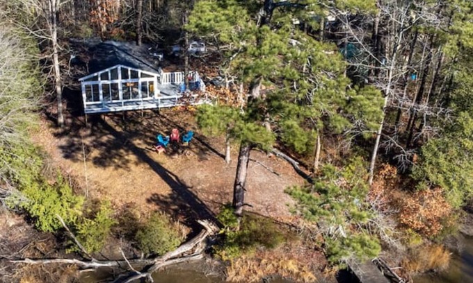 Dutton House | Relaxing Rivah Retreat - Private Dock and No Cleaning Fees!
