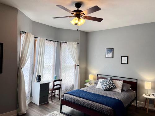 Downtown Dubuque House | Relaxing Townhouse Downtown Dubuque